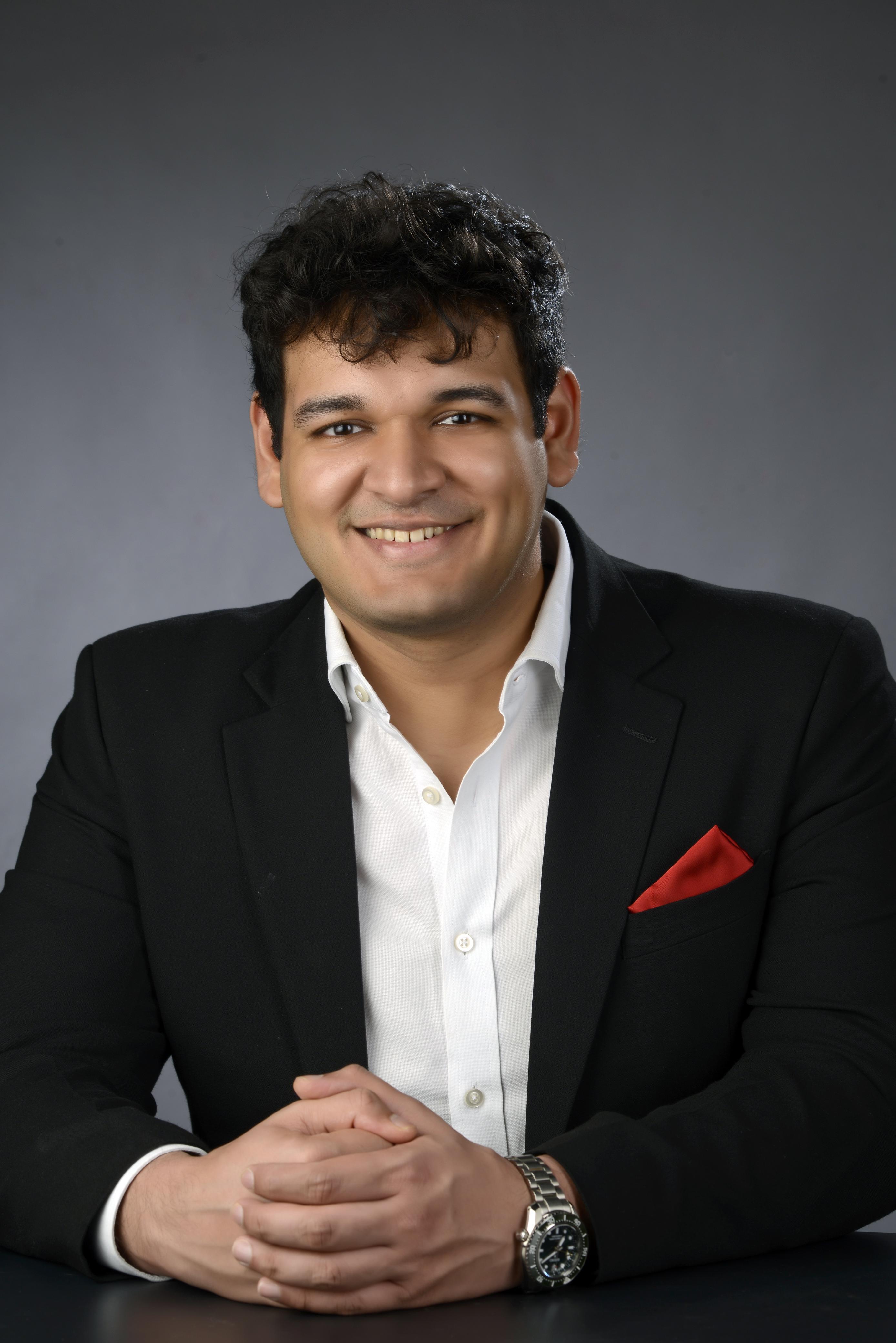 Dr. Vyom Akshay Rathi